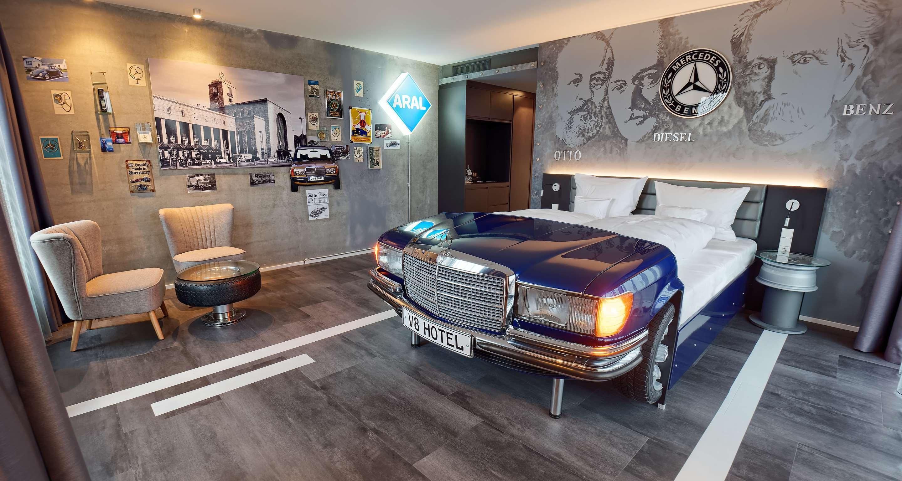 V8 Hotel Motorworld Region Stuttgart Böblingen Zewnętrze zdjęcie